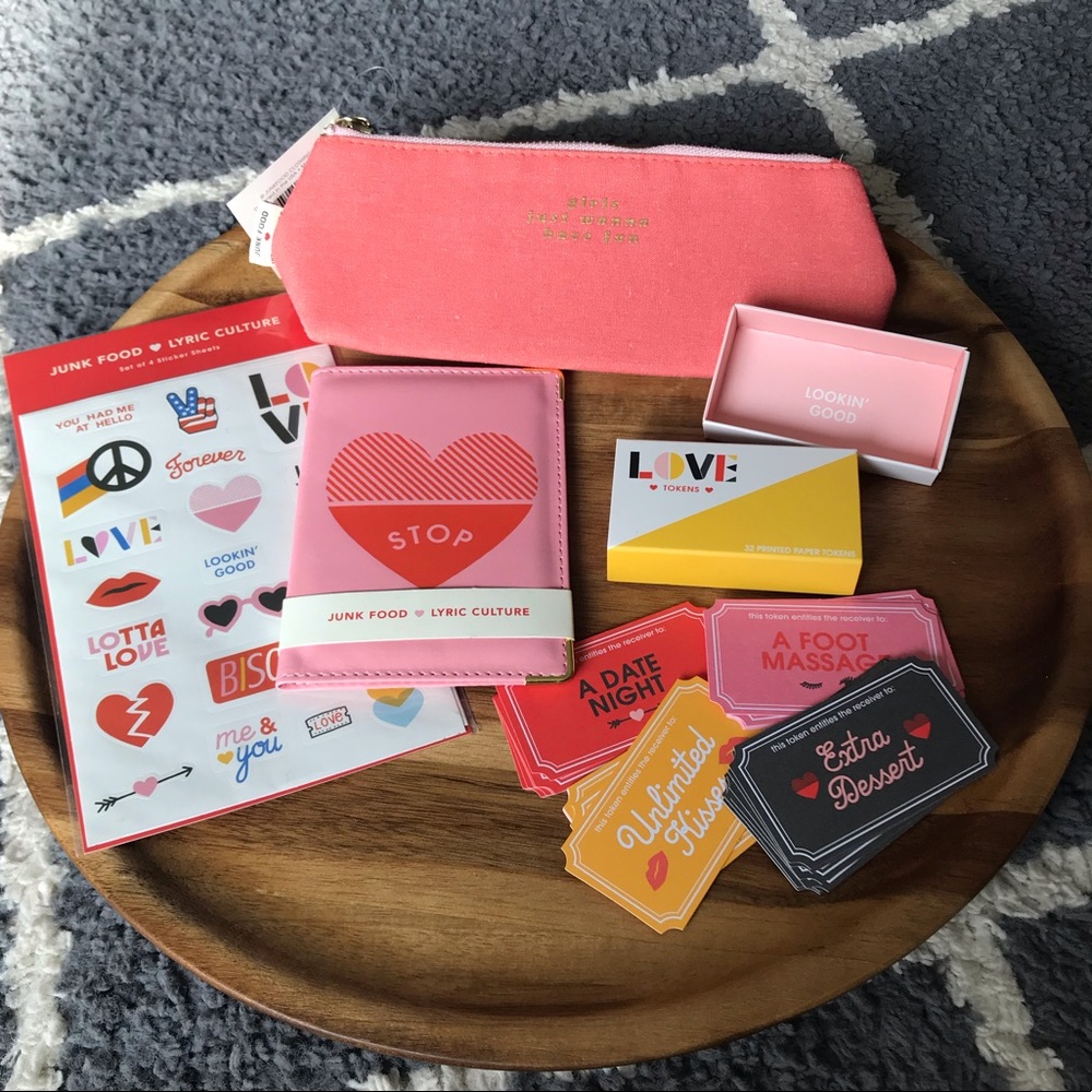 Junk Food Lyric Culture Bundle ♥️💕💛